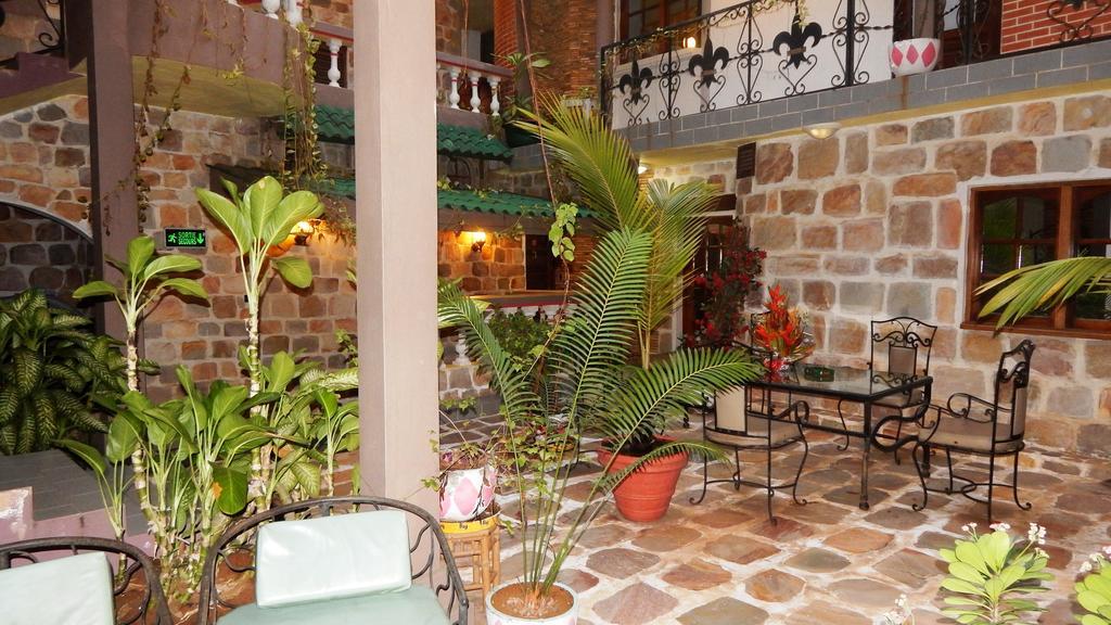 Residence Hoteliere Oceane Ломе Екстер'єр фото