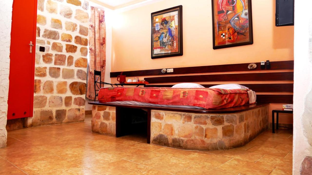 Residence Hoteliere Oceane Ломе Екстер'єр фото